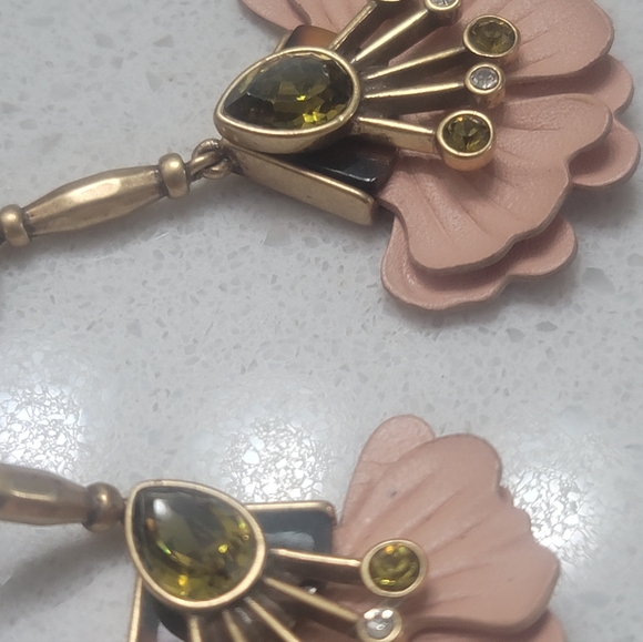 Stella & Dot earrings - Picture 9 of 9